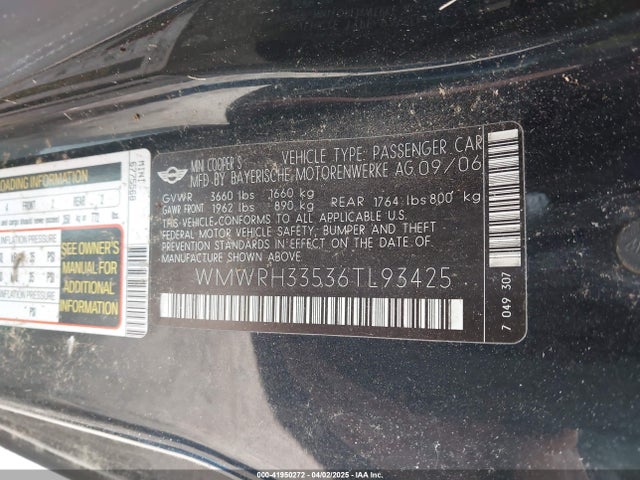 2006 MINI COOPER S WMWRH33536TL93425 Photo 8