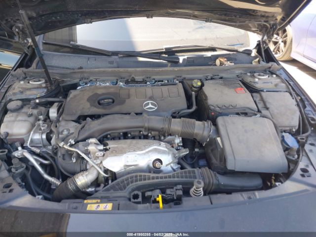 W1K3G4EB3NJ371168 Mercedes-Benz A 220