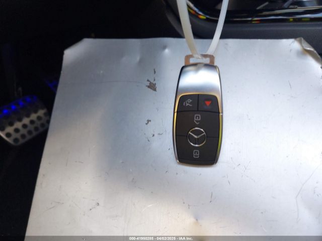 W1K3G4EB3NJ371168 Mercedes-Benz A 220