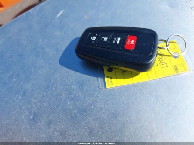 4T1T11AK2NU678485 Toyota CAMRY SE