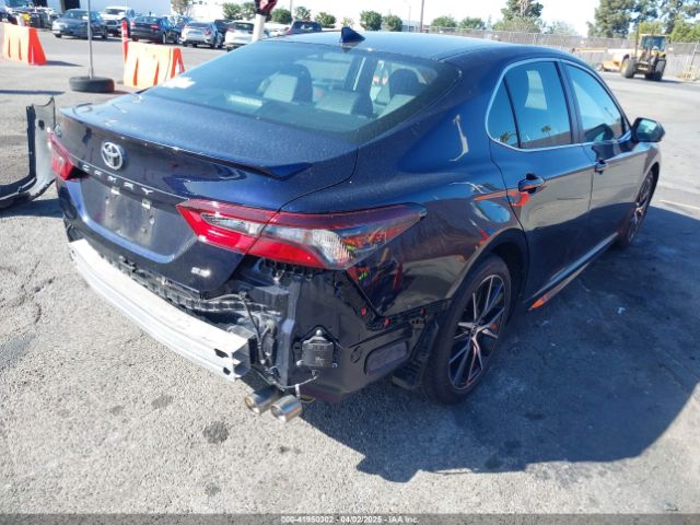 4T1T11AK2NU678485 Toyota CAMRY SE