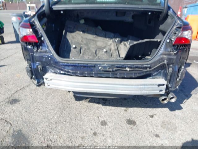 4T1T11AK2NU678485 Toyota CAMRY SE