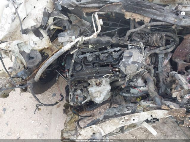 5J6RM3H3XFL023217 Honda CR-V LX