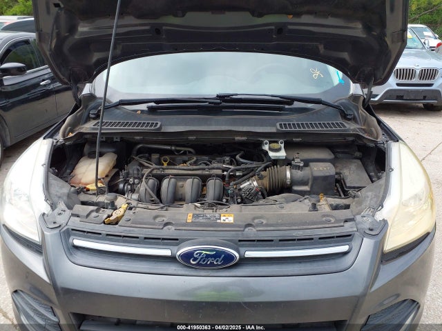 1FMCU0G7XGUB75472 Ford ESCAPE SE
