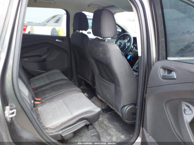 1FMCU0G7XGUB75472 Ford ESCAPE SE