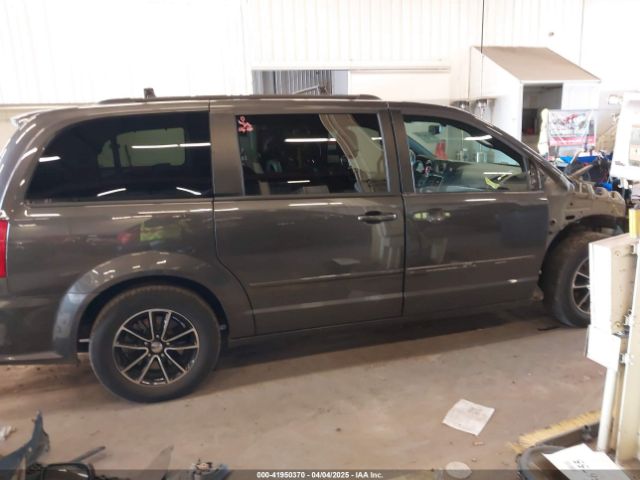 2C4RDGEG4HR825891 Dodge Grand Caravan Gt