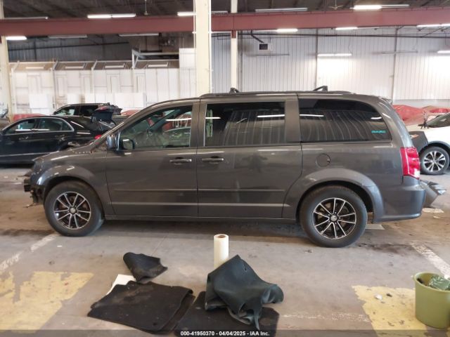 2C4RDGEG4HR825891 Dodge Grand Caravan Gt