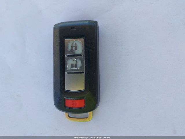 JA4AD3A30JZ040881 Mitsubishi Outlander Se