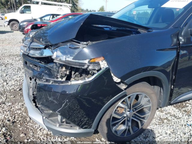 JA4AD3A30JZ040881 Mitsubishi Outlander Se
