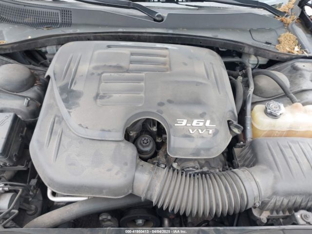 2C3CCAPG4FH760518 Chrysler 300c Platinum
