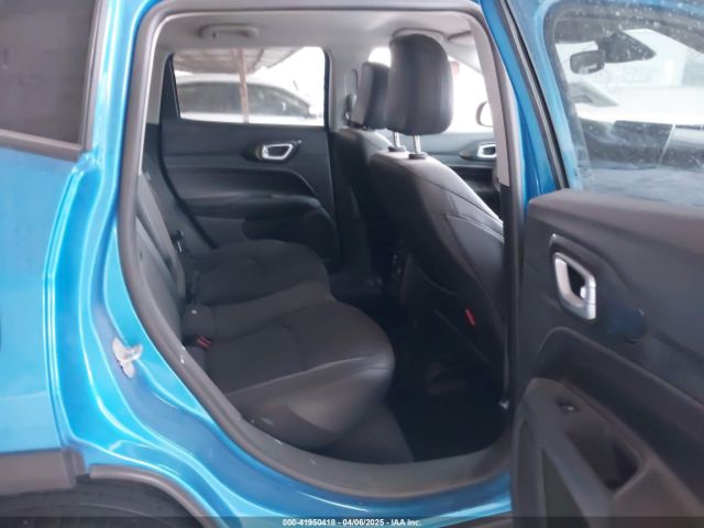 3C4NJDDB6NT162831 Jeep Compass Trailhawk 4x4
