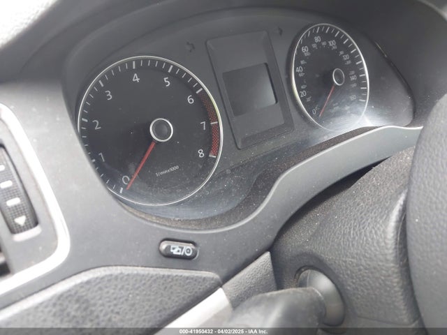 3VWD17AJ2EM311218 Volkswagen Jetta 1.8t Se