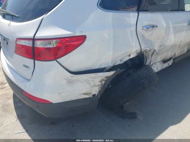 KM8SR4HF0GU163017 Hyundai Santa Fe Se