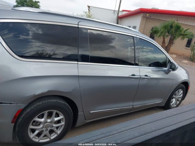 2C4RC1BG8JR116259 Chrysler Pacifica Touring L
