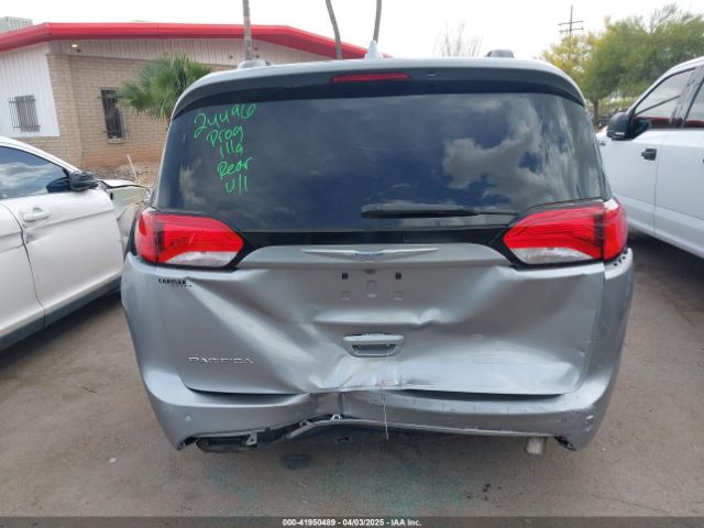 2C4RC1BG8JR116259 Chrysler Pacifica Touring L