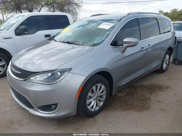 2C4RC1BG8JR116259 Chrysler Pacifica Touring L
