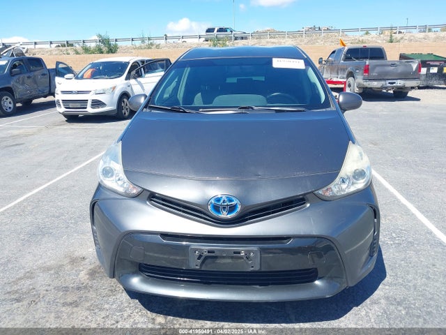 JTDZN3EU2FJ031520 Toyota Prius V Two
