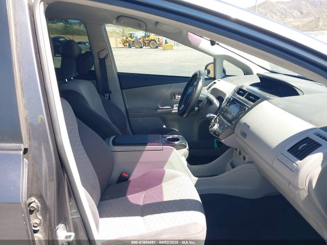 JTDZN3EU2FJ031520 Toyota Prius V Two