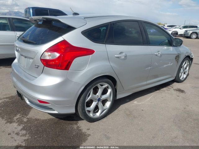 1FADP3L94EL422471 Ford FOCUS ST