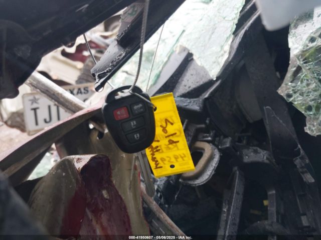 4T1BF1FK2HU779939 Toyota CAMRY SE
