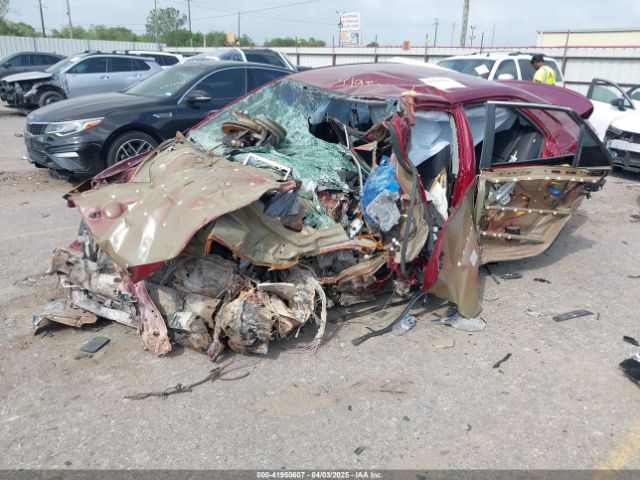 4T1BF1FK2HU779939 Toyota CAMRY SE