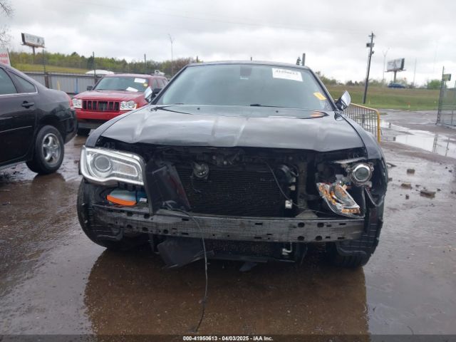 2C3CCAKG1KH586537 Chrysler 300 Limited Awd