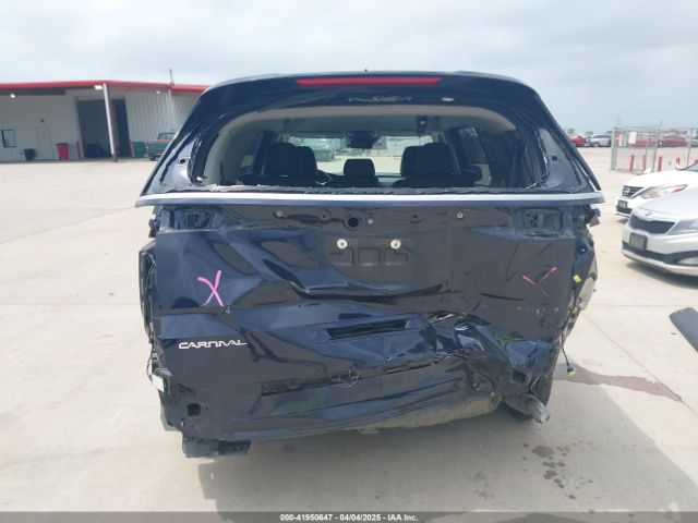 KNDNB4H38P6224145 KIA Carnival Mpv Lx Seat Package