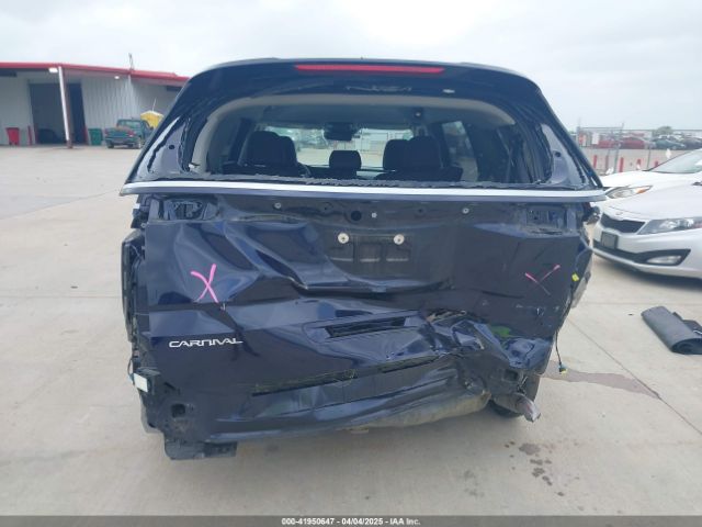 KNDNB4H38P6224145 KIA Carnival Mpv Lx Seat Package