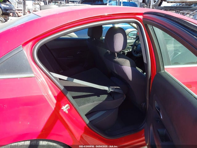 1G1PC5SB9F7106666 Chevrolet Cruze 1lt Auto