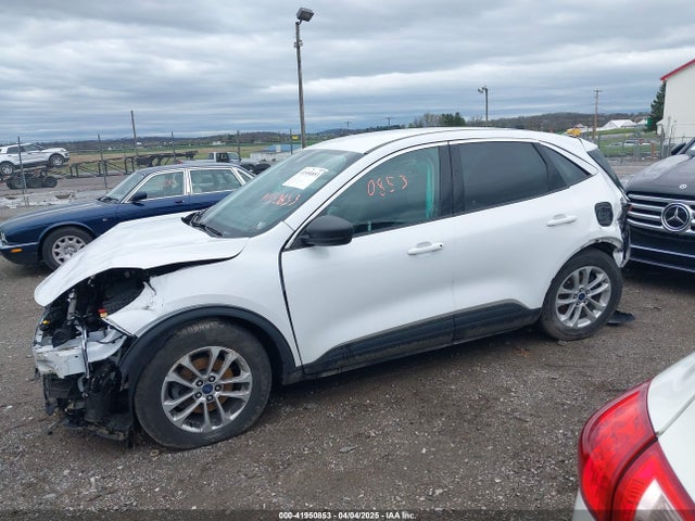 1FMCU0G61NUA66970 Ford ESCAPE SE