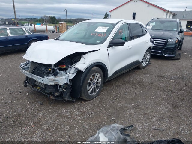 1FMCU0G61NUA66970 Ford ESCAPE SE