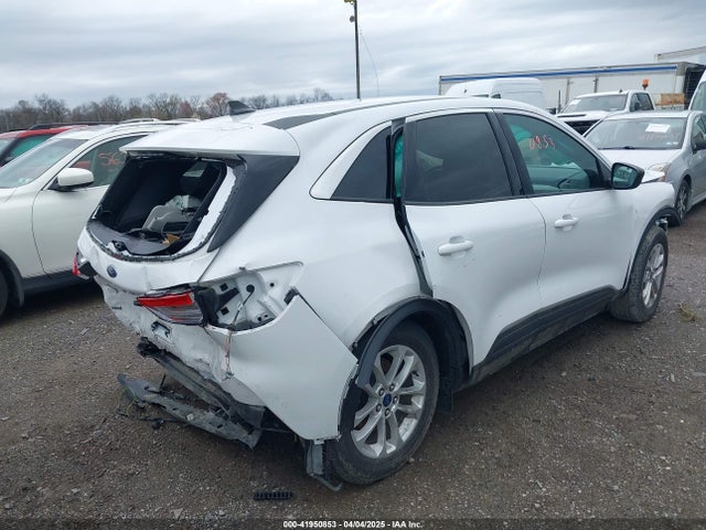 1FMCU0G61NUA66970 Ford ESCAPE SE