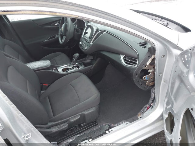 1G1ZC5ST2MF033046 Chevrolet Malibu Fwd 1fl