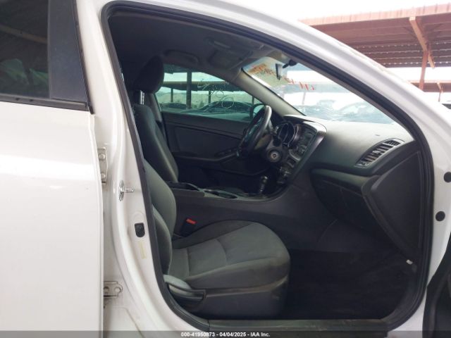 5XXGM4A79FG381540 KIA Optima Lx