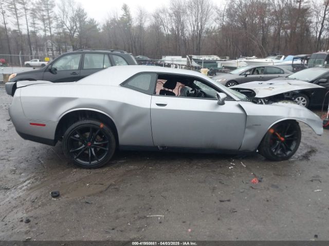 2C3CDZBT2JH280339 Dodge Challenger R/t