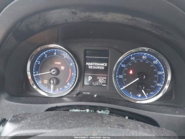 2T1BURHE1HC891032 Toyota COROLLA LE