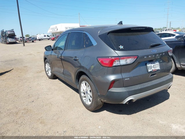 1FMCU0G69MUB27450 Ford ESCAPE SE