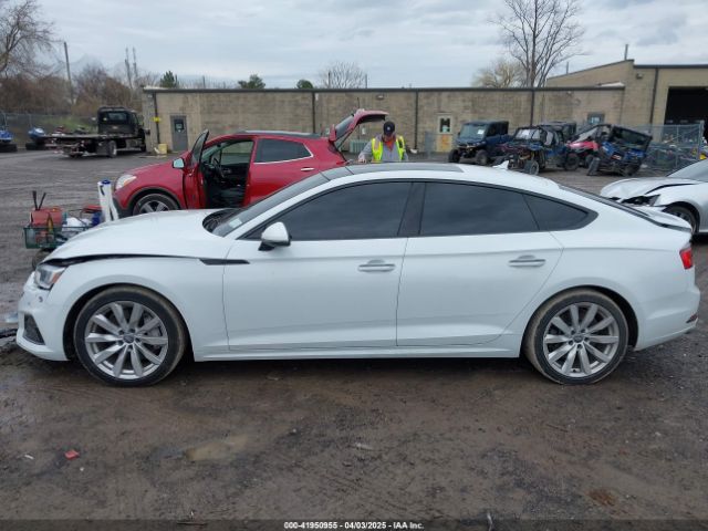 WAUBNCF58JA009651 Audi A5 2.0t Premium