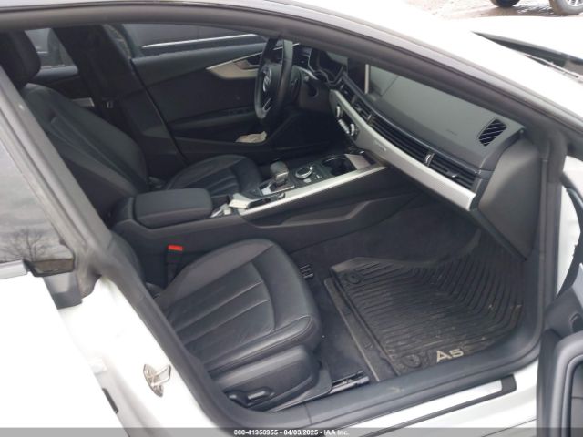 WAUBNCF58JA009651 Audi A5 2.0t Premium
