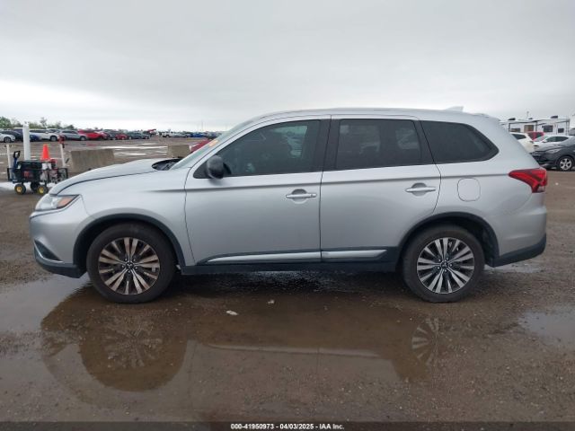 JA4AD2A39KJ002267 Mitsubishi Outlander Es