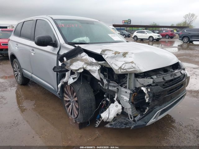 JA4AD2A39KJ002267 Mitsubishi Outlander Es