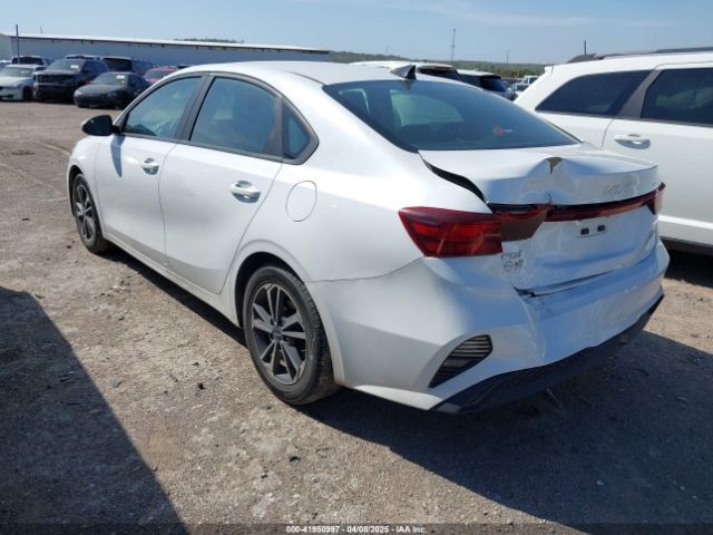 3KPF24AD1NE479654 KIA Forte Lxs