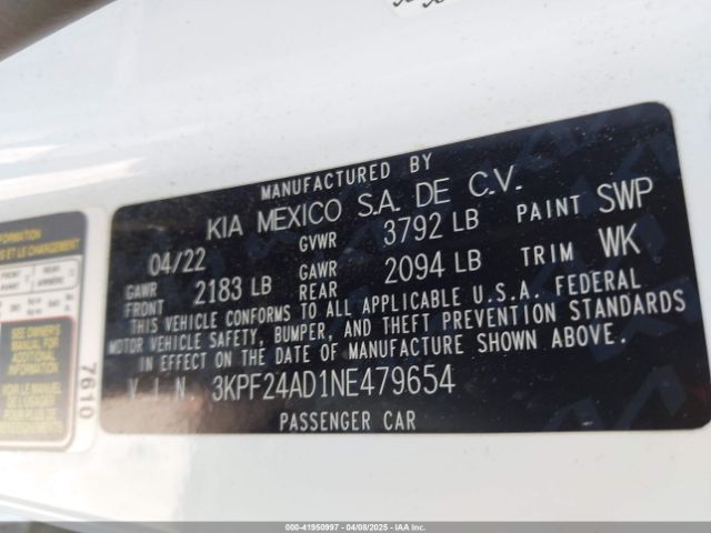 3KPF24AD1NE479654 KIA Forte Lxs