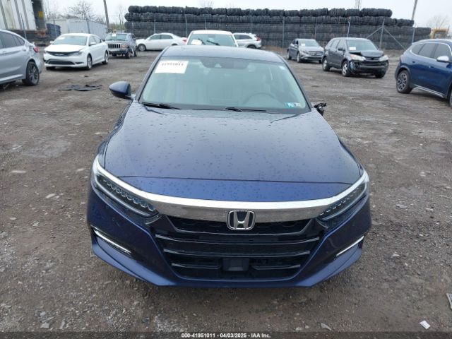 1HGCV3F96JA016657 Honda Accord Hybrid Touring