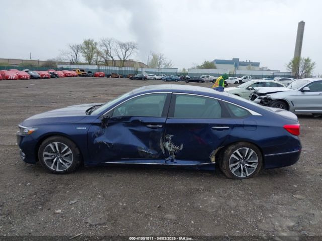 1HGCV3F96JA016657 Honda Accord Hybrid Touring