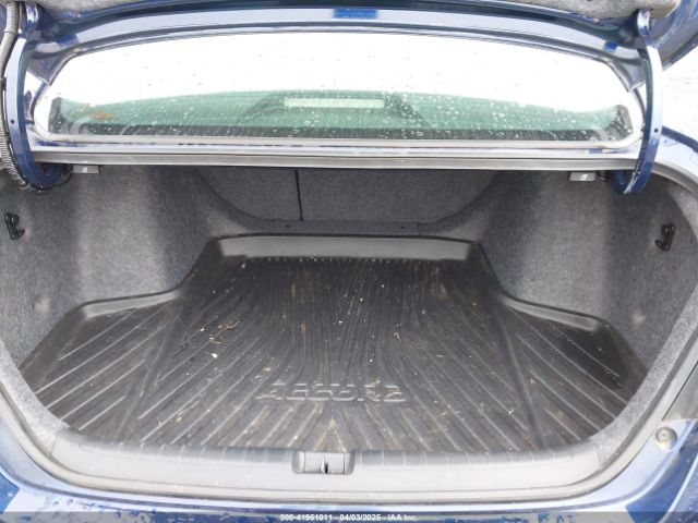 1HGCV3F96JA016657 Honda Accord Hybrid Touring