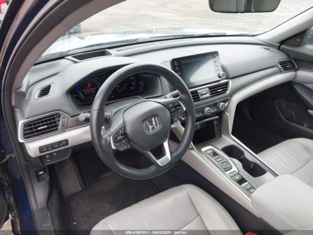 1HGCV3F96JA016657 Honda Accord Hybrid Touring
