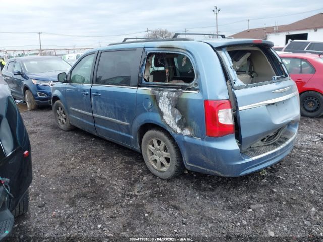 2011 CHRYSLER TOWN & COUNTRY 2A4RR5DG4BR768469 Photo 2