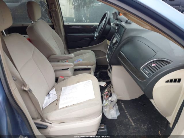 2011 CHRYSLER TOWN & COUNTRY 2A4RR5DG4BR768469 Photo 4