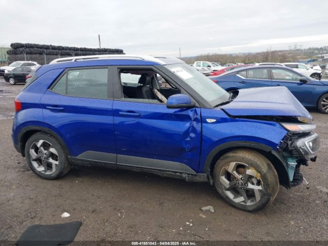 KMHRC8A37PU262652 Hyundai Venue Limited